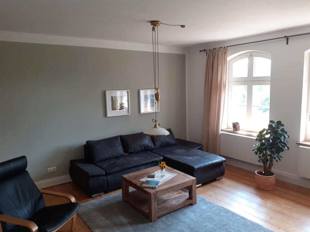 Ferienwohnung Ehemalige Revierfoersterei "Uns Luett" Kuhstorf エクステリア 写真